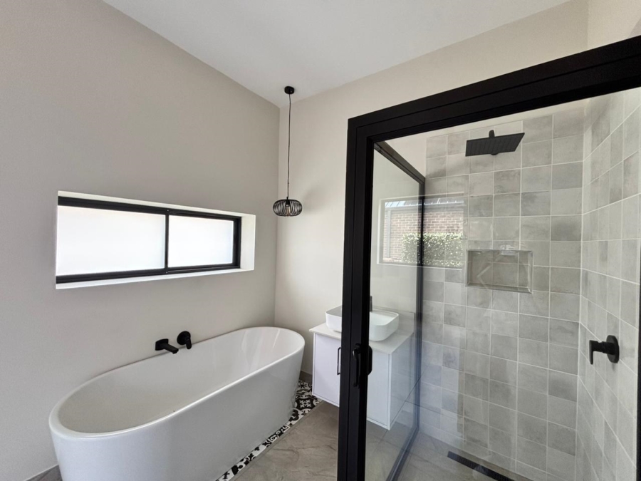 3 Bedroom Property for Sale in Helderzicht Eco Estate North West